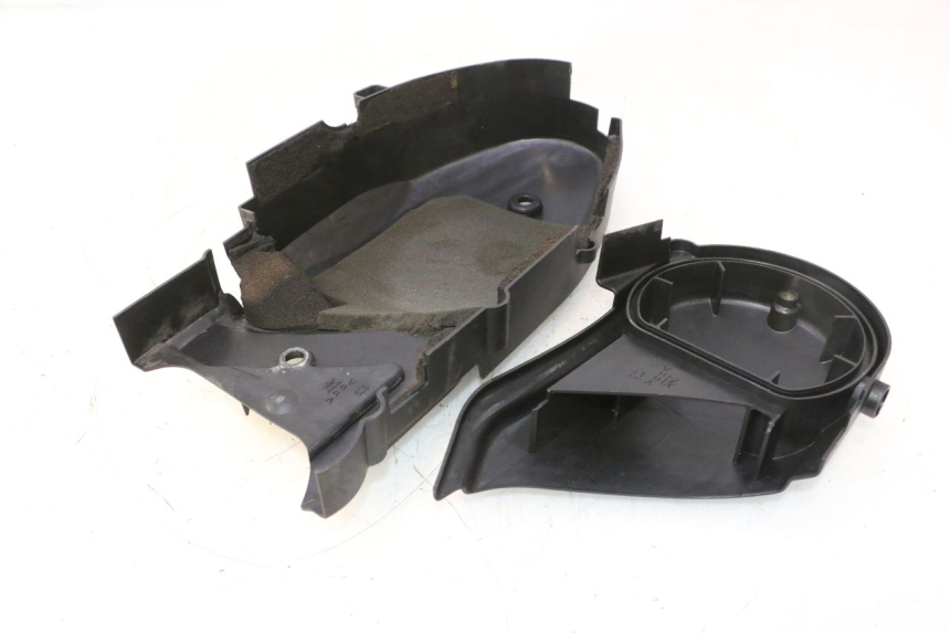 photo de TAPA DE MOTOR YAMAHA YP MAJESTY 125 (1998 - 2001) - Zoom estado de uso