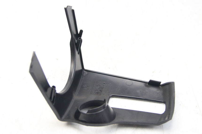 photo de TAPA DEL INTERRUPTOR DE ENCENDIDO PIAGGIO BEVERLY 125 (2010 - 2015) - Detalle de la pieza