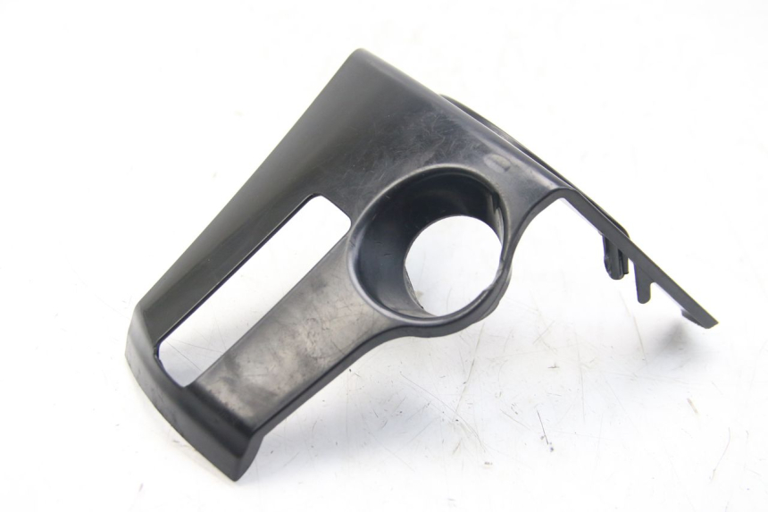 photo de TAPA DEL INTERRUPTOR DE ENCENDIDO PIAGGIO BEVERLY 125 (2010 - 2015) - Otra perspectiva