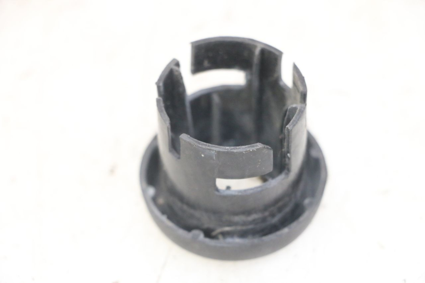 photo de TAPA CLAUSOR MBK BOOSTER SPIRIT NAKED 50 (2004 - 2017) - Detalle de la pieza