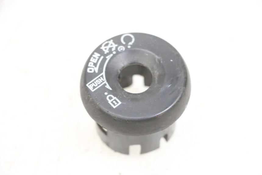 photo de TAPA DEL INTERRUPTOR DE ENCENDIDO YAMAHA BW'S EASY 50 (2013 - 2016) - Vista principal