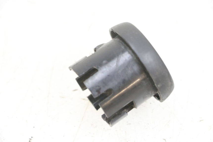 photo de TAPA DEL INTERRUPTOR DE ENCENDIDO YAMAHA BW'S EASY 50 (2013 - 2016) - Detalle de la pieza