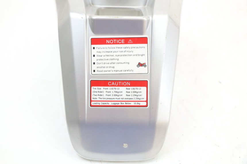 photo de TAPA CLAUSOR LONGJIA EASY MAX 125 (2020 - 2024) - Primer plano técnico