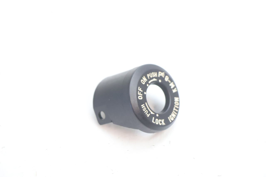 photo de TAPA CLAUSOR KAWASAKI ER-6 ER6 N 650 (2005 - 2009) - Detalle de la pieza