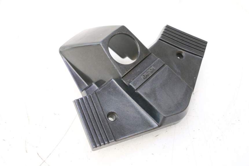 photo de TAPA CLAUSOR KAWASAKI GPX F ZX750F 750 (1986 - 1990) - Primer plano técnico