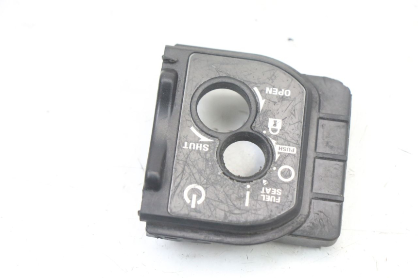 photo de TAPA CLAUSOR HONDA PCX (JF57/JF64) 125 (2014 - 2018) - Zoom estado de uso