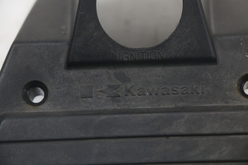 photo de TAPA CLAUSOR KAWASAKI GTR 1000 (1994 - 2004) - Detalle de la pieza