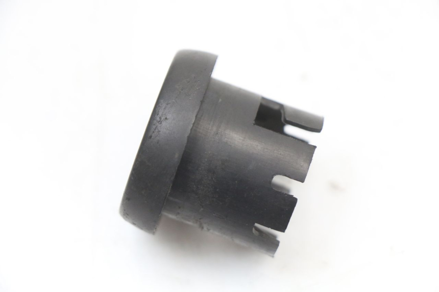 photo de TAPA CLAUSOR RENAULT KOURANOS 125 (2001 - 2004) - Detalle de la pieza