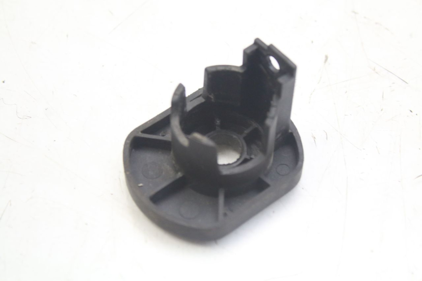 photo de TAPA CLAUSOR SYM ORBIT 2 4T 50 (2018 - 2022) - Detalle de la pieza