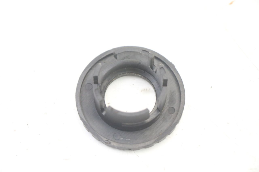 photo de TAPA DEL INTERRUPTOR DE ENCENDIDO PEUGEOT TWEET 4T 50 (2023 - 2025) - Otra perspectiva