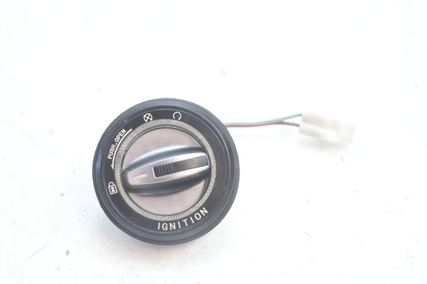 photo de TAPA CLAUSOR JM MOTORS R-MAX TECH 50 (2024 - 2026) - Vista principal