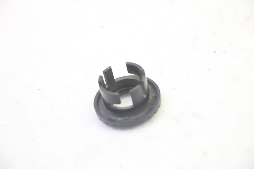 photo de TAPA DEL INTERRUPTOR DE ENCENDIDO TNT MOTOR ROMA 10' 2T 50 (2011 - 2018) - Zoom estado de uso