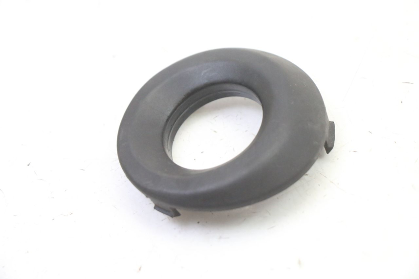 photo de TAPA CLAUSOR PIAGGIO SUPER LX 125 (2000 - 2003) - Detalle de la pieza