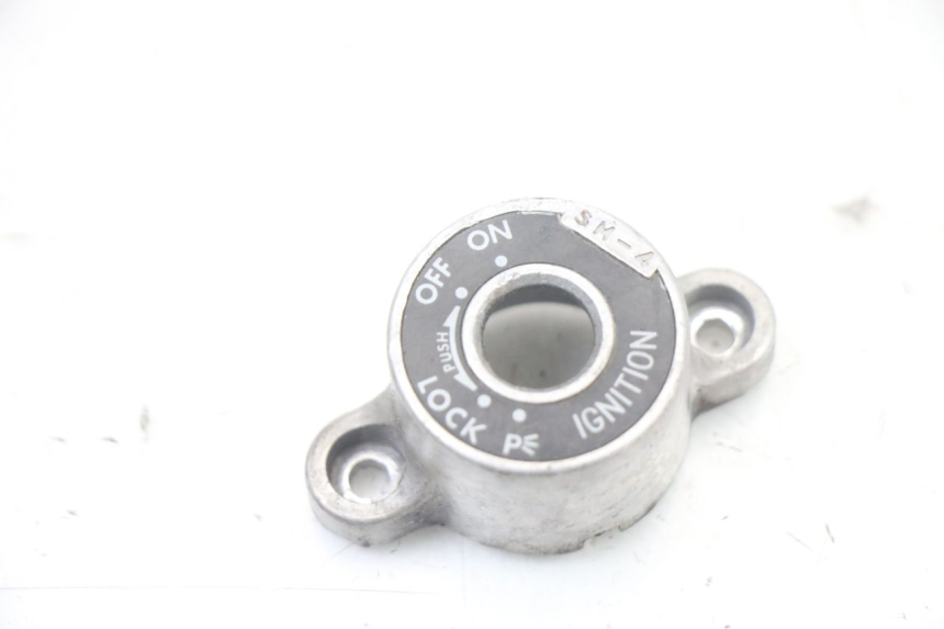 photo de TAPA DEL INTERRUPTOR DE ENCENDIDO SUZUKI GSX F GSXF 650 (2007 - 2015) - Vista principal