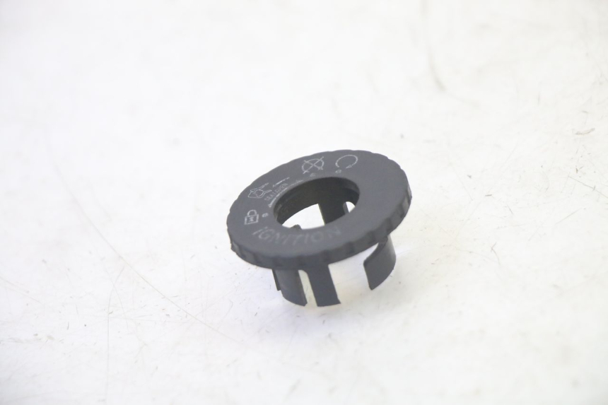 photo de TAPA CLAUSOR PEUGEOT TWEET PRO CARGO 50 (2018 - 2022) - Vista principal