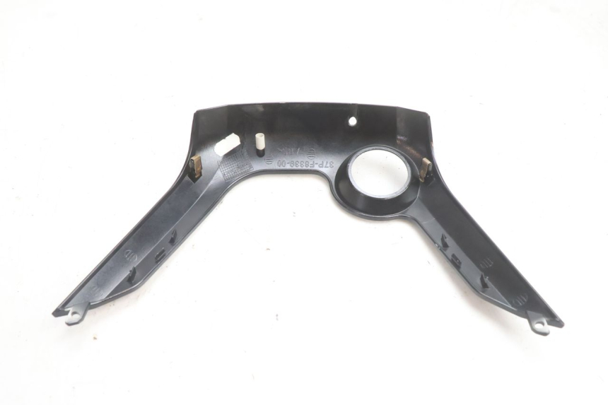 photo de TAPA DEL INTERRUPTOR DE ENCENDIDO YAMAHA X-MAX XMAX 125 (2010 - 2013) - Primer plano técnico