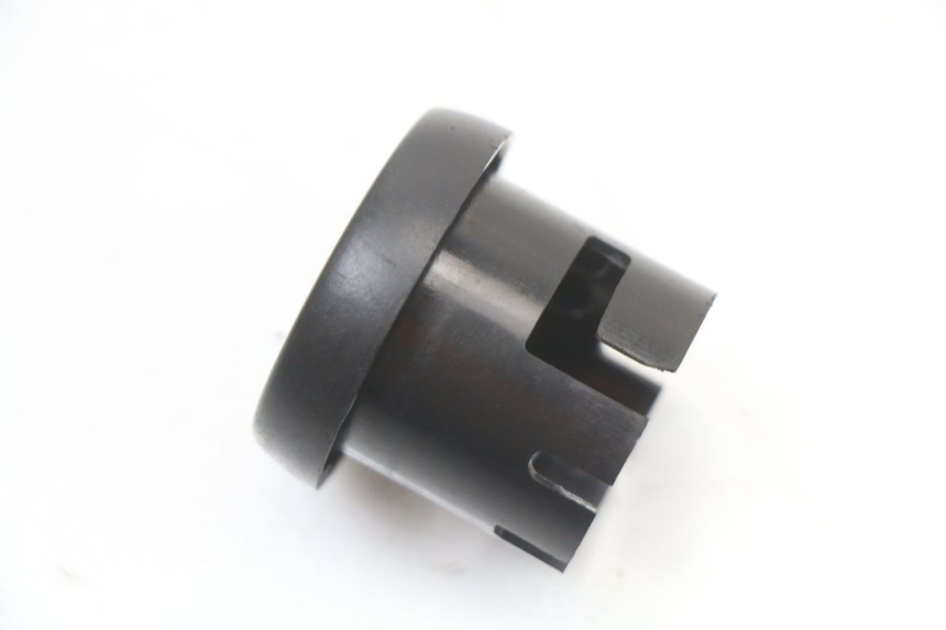 photo de TAPA CLAUSOR YAMAHA YN NEO'S 50 (1997 - 2004) - Detalle de la pieza