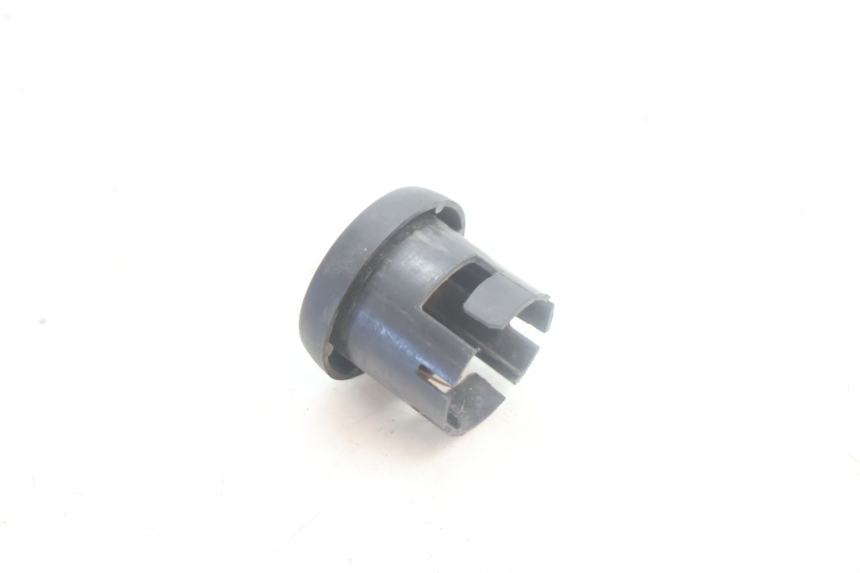 photo de TAPA DEL INTERRUPTOR DE ENCENDIDO YAMAHA YP MAJESTY 125 (2002 - 2006) - Zoom estado de uso