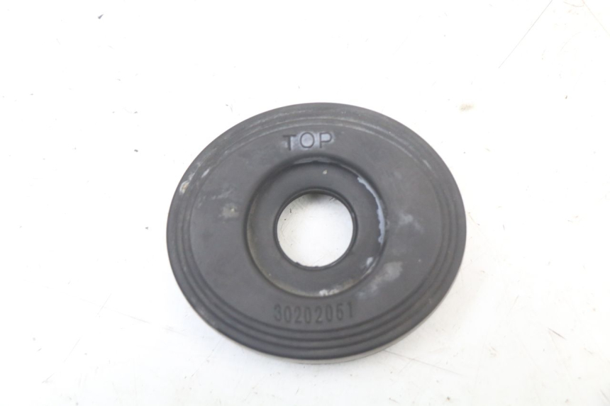 photo de GUARDAPOLVO FARO PEUGEOT DJANGO 125 (2014 - 2017) - Detalle de la pieza