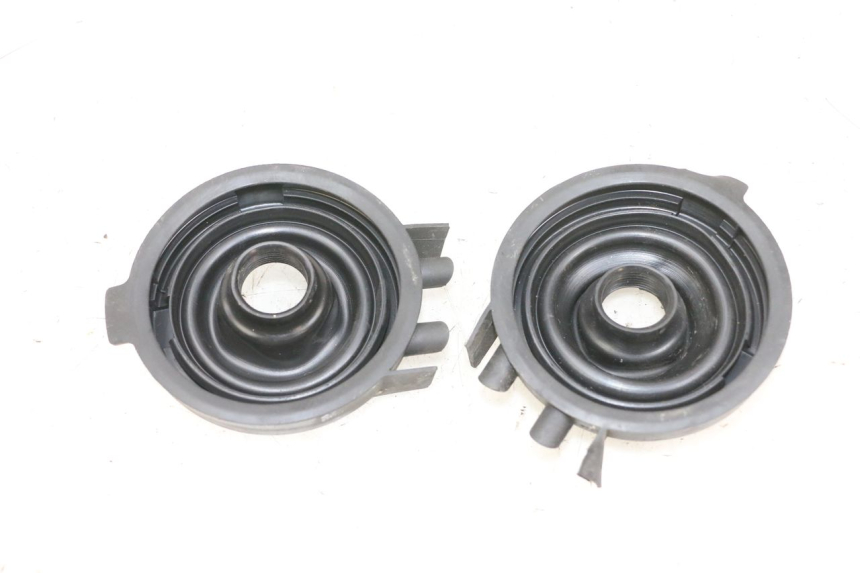 photo de GUARDAPOLVO FARO YAMAHA TDM ABS 900 (2002 - 2014) - Detalle de la pieza