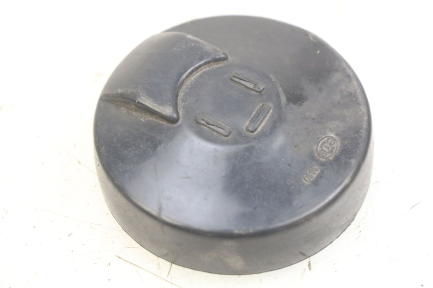 photo de TAPA DE POLVO FARO PIAGGIO VESPA S 2T 50 (2007 - 2014) - Detalle de la pieza