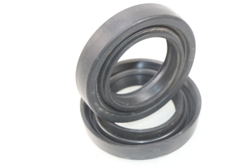 photo de GUARDAPOLVO FARO YAMAHA YP T-MAX TMAX 530 (2017 - 2020) - Detalle de la pieza