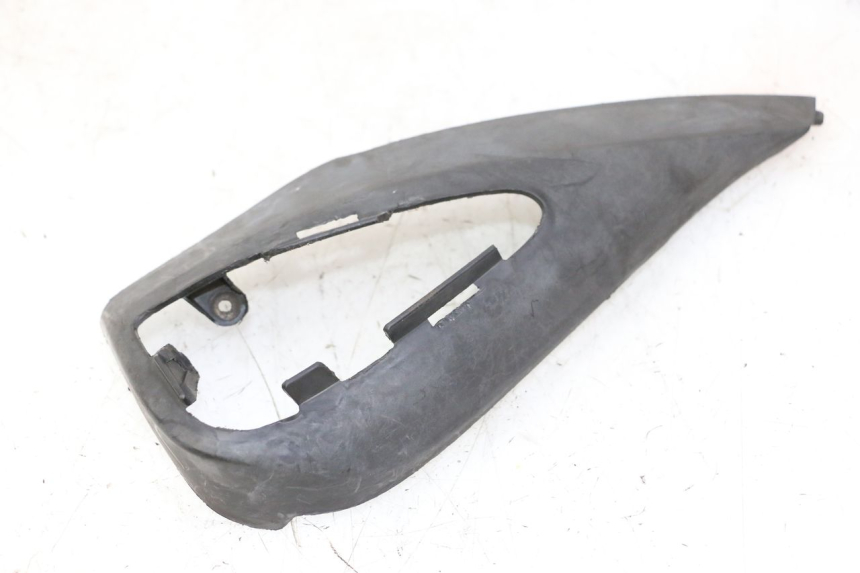 photo de TAPA DEL ESPEJO RETROVISOR HONDA FES S-WING SWING ABS 125 (2007 - 2015) - Otra perspectiva