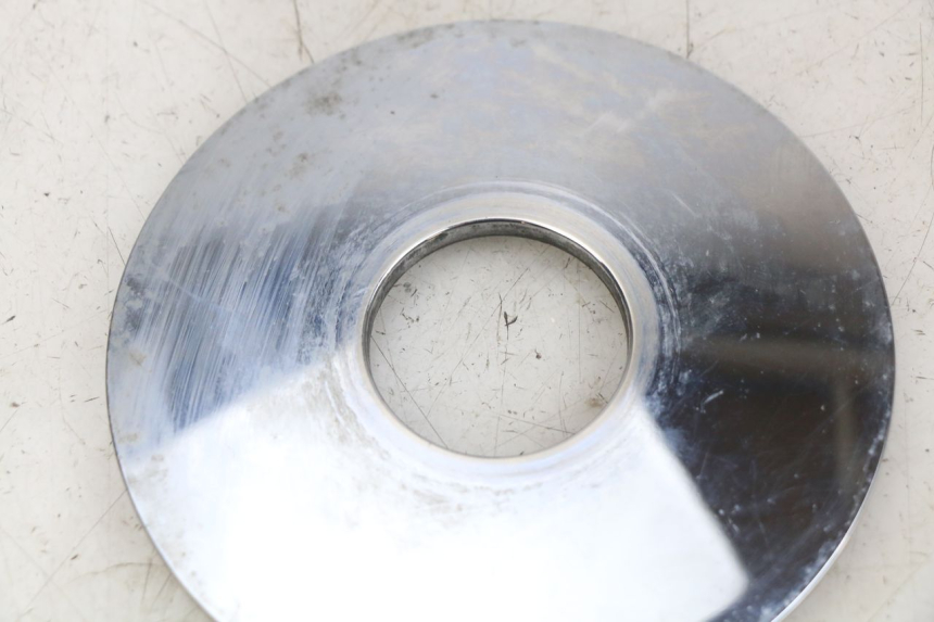 photo de CUBIERTA DE LA RUEDA PEUGEOT DJANGO 4T 50 (2014 - 2019) - Zoom estado de uso