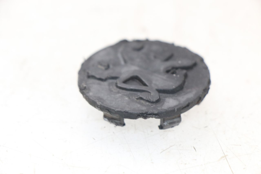 photo de CUBIERTA DE LA RUEDA PEUGEOT ELYSTAR 50 (2002 - 2014) - Detalle de la pieza