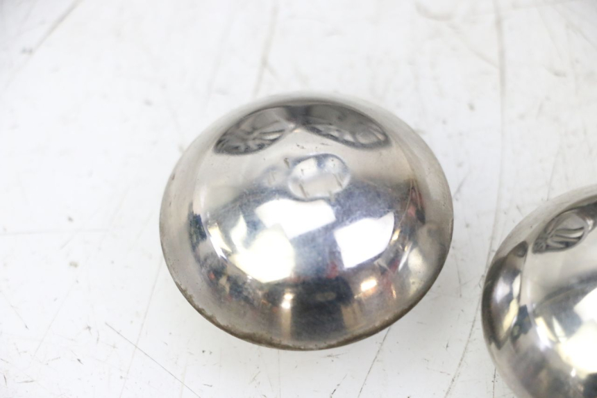 photo de TAPA RUEDA PIAGGIO MP3 LT 300 (2010 - 2016) - Primer plano técnico