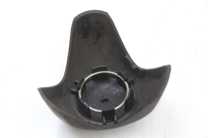 photo de TAPA RUEDA MBK MW TRYPTIK 125 (2014 - 2016) - Zoom estado de uso