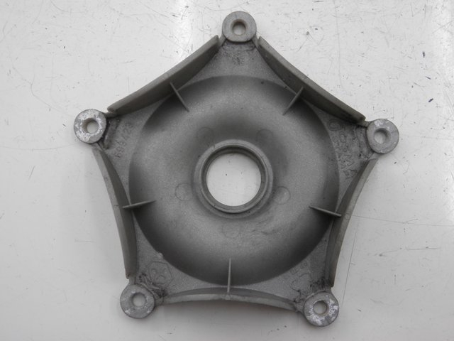 photo de TAPA RUEDA PIAGGIO X8 125 (2004 - 2007) - Detalle de la pieza