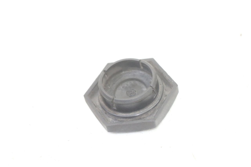 photo de TAPA RUEDA GILERA RUNNER SP 50 (2006 - 2008) - Zoom estado de uso