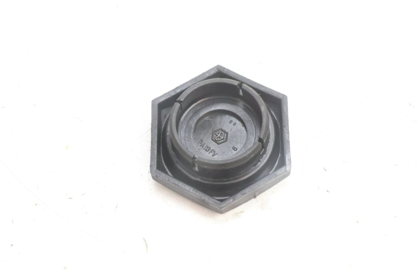 photo de TAPA RUEDA GILERA RUNNER SP 50 (2002 - 2004) - Otra perspectiva