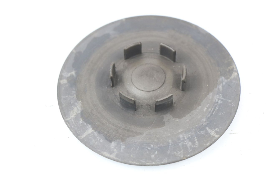 photo de TAPA RUEDA APRILIA SR CARB LC 2T 50 (2004 - 2012) - Detalle de la pieza