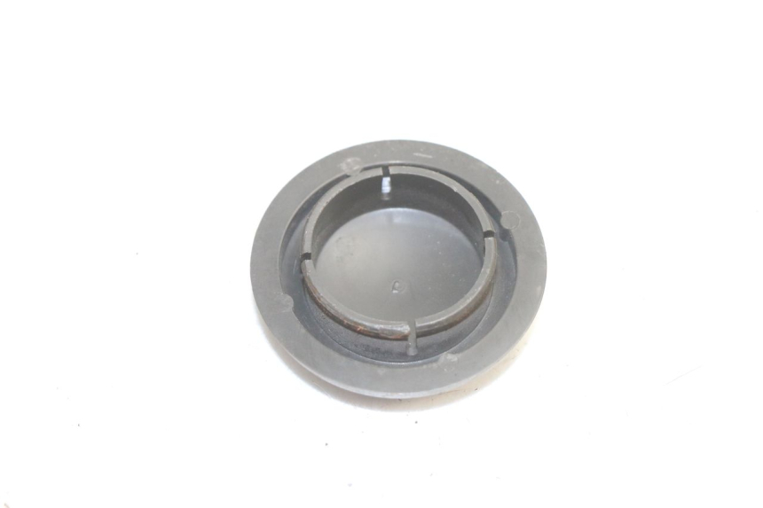 photo de TAPA RUEDA PIAGGIO VESPA PK FL 2T 50 (1990 - 1996) - Detalle de la pieza