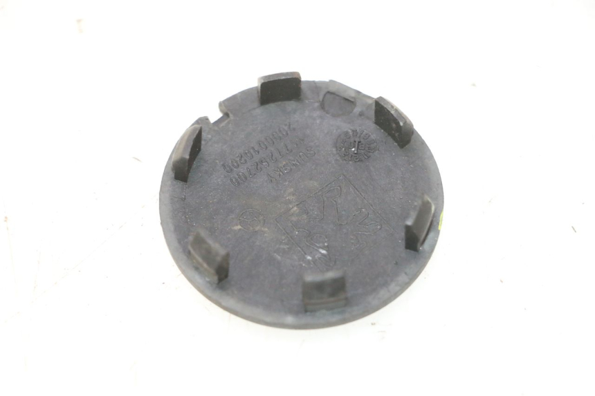 photo de TAPA RUEDA PEUGEOT VIVACITY NEW 2T 50 (2008 - 2017) - Detalle de la pieza