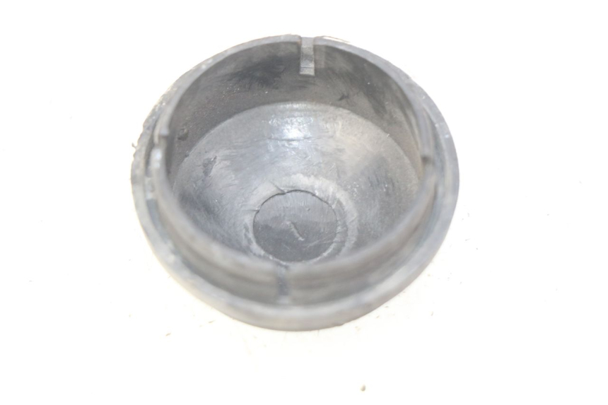 photo de TAPA DE RUEDA PIAGGIO ZIP 2T 50 (2009 - 2019) - Detalle de la pieza