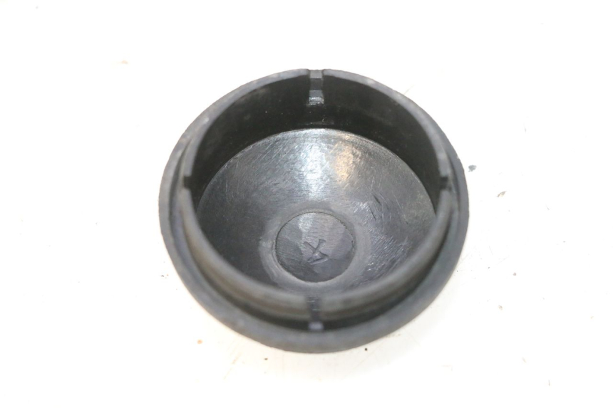 photo de TAPA DE RUEDA PIAGGIO ZIP 2T 50 (2009 - 2019) - Detalle de la pieza