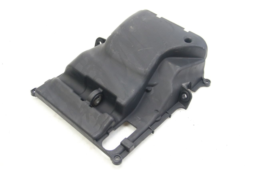 photo de TAPA BAJO EL ASIENTO APRILIA ATLANTIC 500 (2002 - 2003) - Estado de la superficie y material