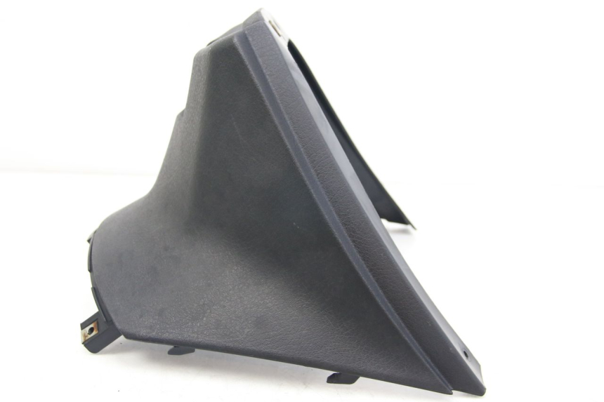 photo de TAPA DEBAJO DEL ASIENTO DERBI BOULEVARD 50 (2009 - 2006) - Zoom estado de uso