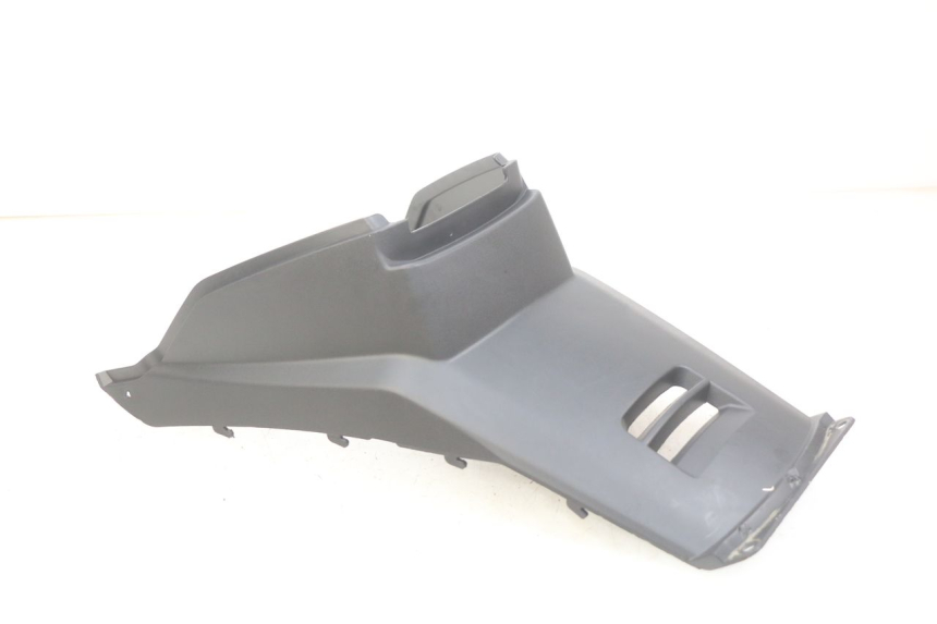 photo de TAPA BAJO EL ASIENTO ORCAL CAVARO 4T 50 (2019 - 2023) - Primer plano técnico