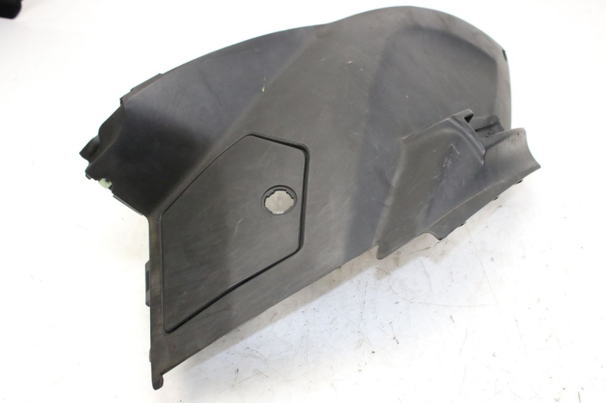 photo de TAPA DEBAJO DEL ASIENTO PEUGEOT CITYSTAR 50 (2013 - 2017) - Primer plano de alta resolución