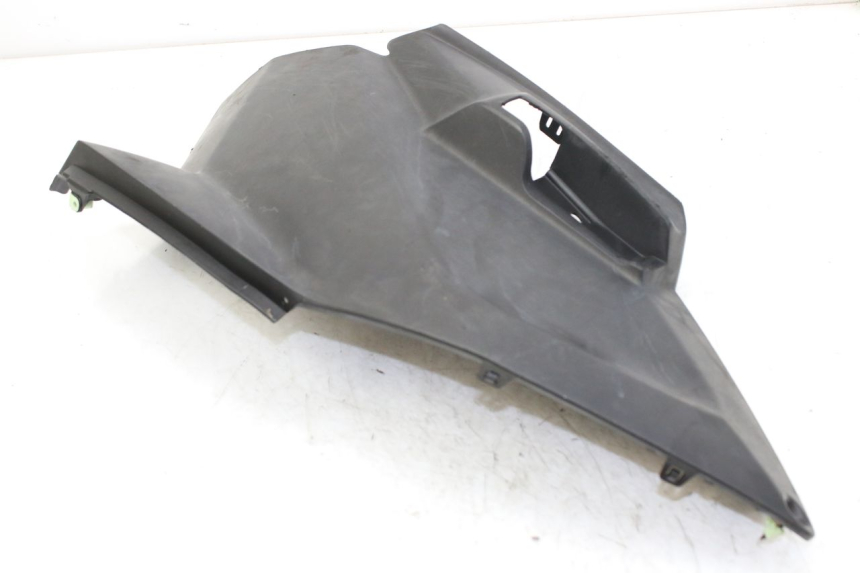 photo de TAPA DEBAJO DEL ASIENTO PEUGEOT CITYSTAR 50 (2013 - 2017) - Zoom estado de uso