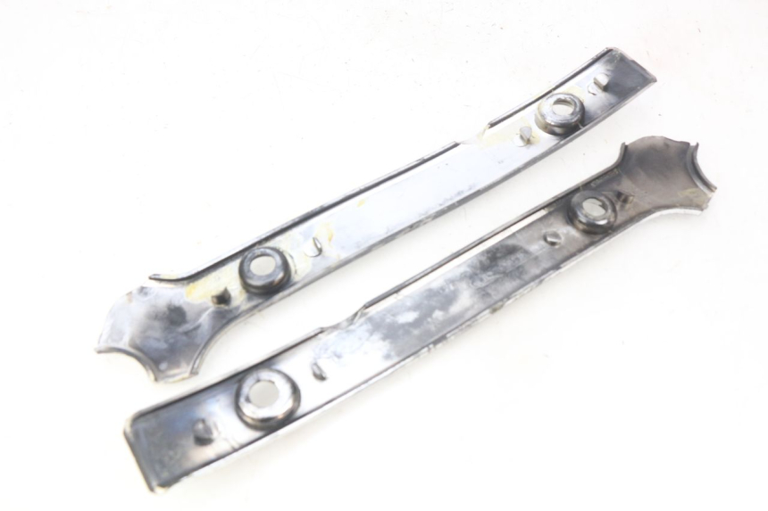 photo de TAPA BAJO EL ASIENTO POCKET BIKE COURSE 50 - Detalle de la pieza