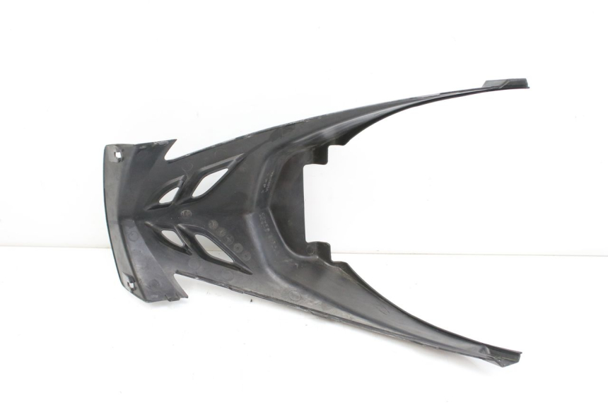 photo de TAPA DEBAJO DEL ASIENTO YAMAHA CYGNUS X INJECTION 125 (2007 - 2013) - Primer plano técnico