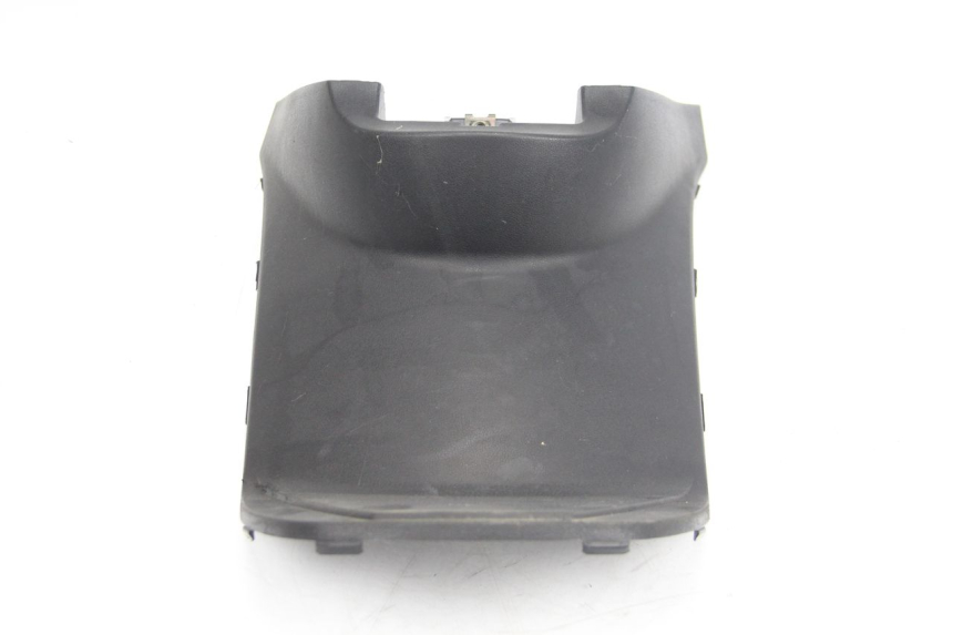 photo de TAPA BAJO ASIENTO KYMCO DINK 4T 50 (2007 - 2018) - Zoom estado de uso