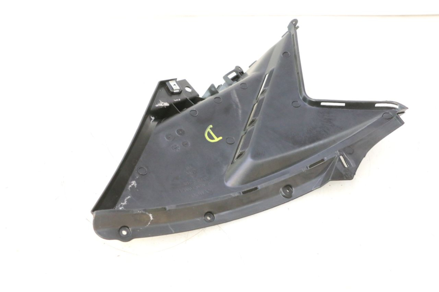 photo de TAPA BAJO ASIENTO DERECHO KYMCO AGILITY CITY 16P 125 (2015 - 2024) - Estado de la superficie y material