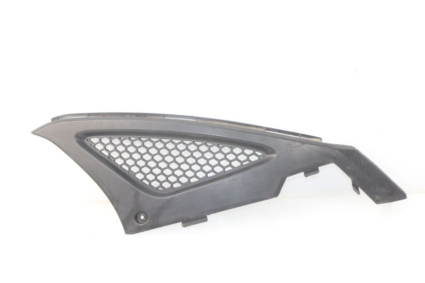 photo de TAPA BAJO EL ASIENTO DERECHO KYMCO AGILITY RS 2T 50 (2009 - 2013) - Vista principal