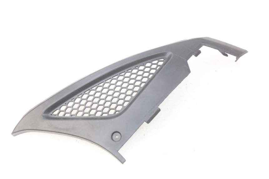 photo de TAPA BAJO EL ASIENTO DERECHO KYMCO AGILITY RS 2T 50 (2009 - 2013) - Vista principal